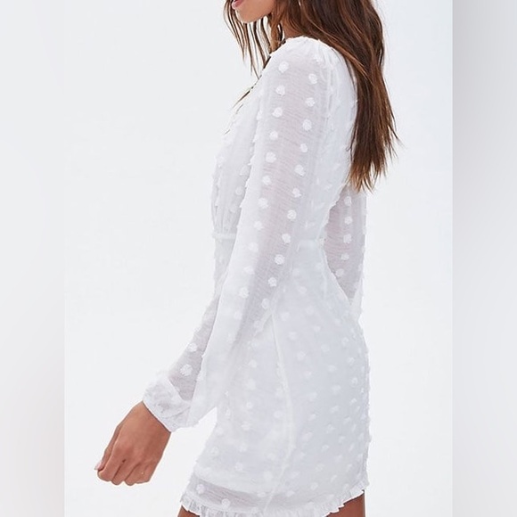 NWOT Forever 21 White Embroidered Dress Size Small - Picture 3 of 10